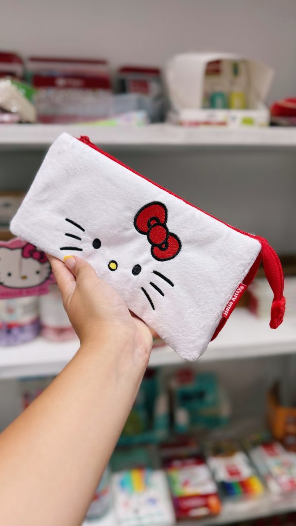 Cartuchera MOOVING Hello Kitty peluche 4 divisiones