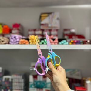 Tijera escolar pastel 15.4 CM